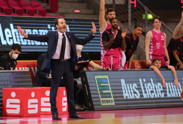 持出色的表 持出色的表