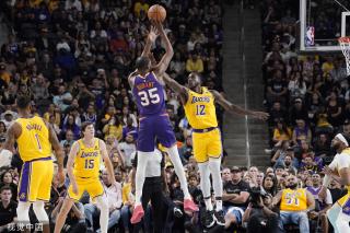 表现丝毫不 表现丝毫不